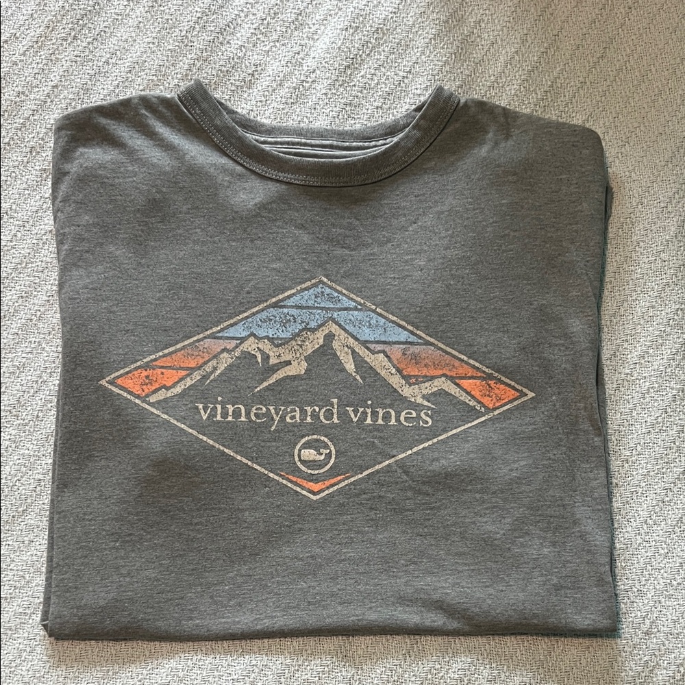 Vineyard Vines Gray Short Sleeve Tee with Blue and Orange Graphic